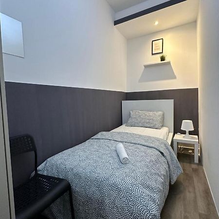 Traveller Partition Room In Al Barsha 1 Near Metro Dubai Exterior foto