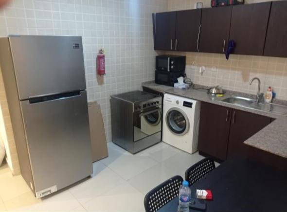 Traveller Partition Room In Al Barsha 1 Near Metro Dubai Exterior foto